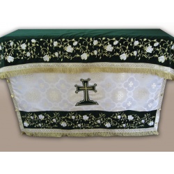 05__sf__masa_-_catifea_si_material_bisericesc-min